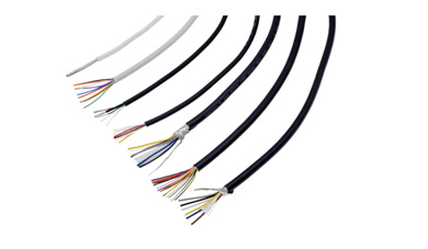 Quais fatores afetam a resistência de isolamento de fios e cabos?